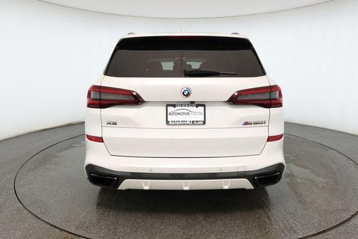 2022 BMW X5 M50i