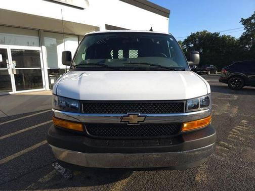 2023 Chevrolet Express 2500 RWD 2500 Regular Wheelbase WT