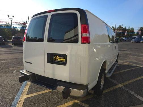 2023 Chevrolet Express 2500 RWD 2500 Regular Wheelbase WT