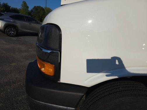 2023 Chevrolet Express 2500 RWD 2500 Regular Wheelbase WT