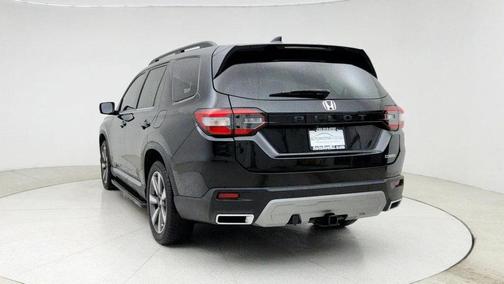 2023 Honda Pilot Touring 8-Passenger