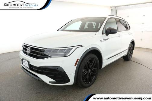 2022 Volkswagen Tiguan 2.0T SE R-Line Black 4MOTION