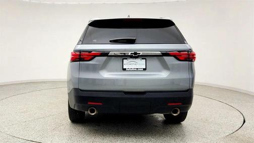 Sterling Gray Metallic 2023 Chevrolet Traverse RS