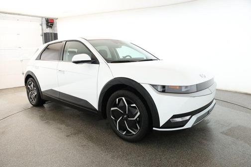 2024 Hyundai IONIQ 5 SE