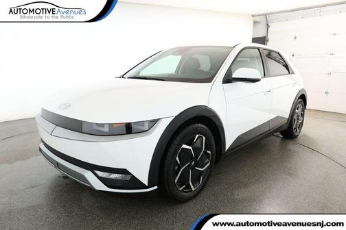 2024 Hyundai IONIQ 5 SE