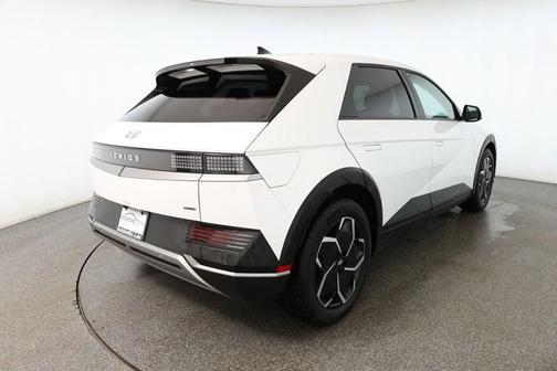 2024 Hyundai IONIQ 5 SE
