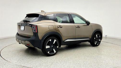 Canyon Bronze Metallic 2025 Nissan Kicks SR
