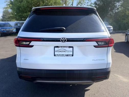 Wind Chill Pearl 2024 Toyota Grand Highlander Platinum