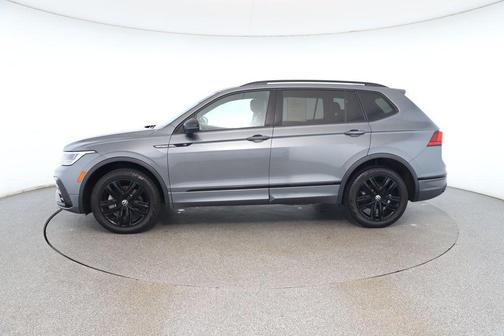 2022 Volkswagen Tiguan 2.0T SE R-Line Black 4MOTION