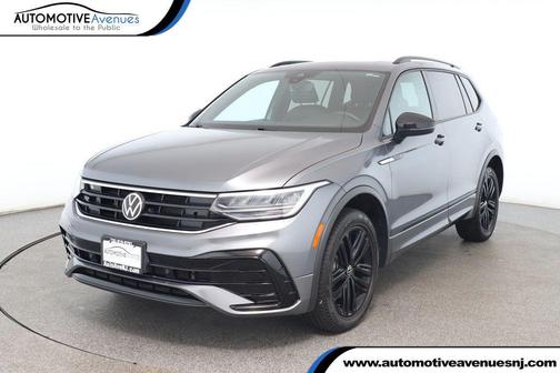 2022 Volkswagen Tiguan 2.0T SE R-Line Black 4MOTION