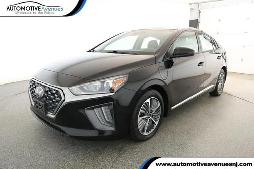 2021 Hyundai IONIQ Plug-In Hybrid SE