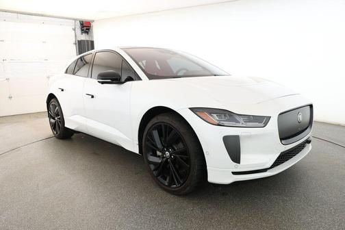 2024 Jaguar I-PACE 2024.5 R-Dynamic HSE AWD with 22'' Wheels & Cooled Perf. Seats