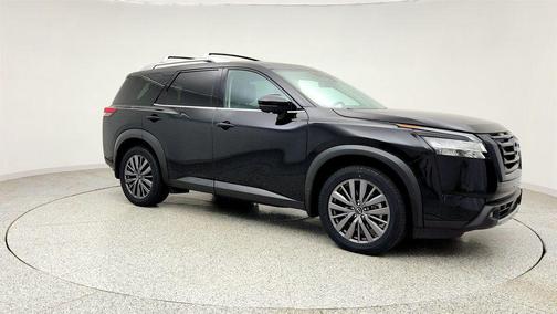 Super Black 2023 Nissan Pathfinder SL 4WD