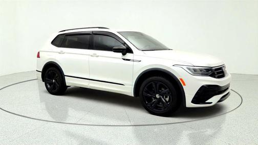 Opal White Pearl 2024 Volkswagen Tiguan 2.0T SE R-Line Black 4MOTION