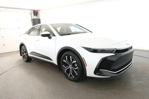 2023 Toyota Crown XLE