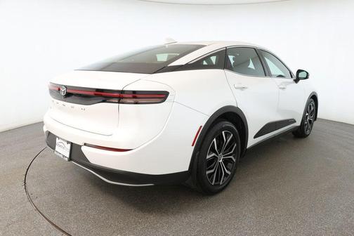 2023 Toyota Crown XLE