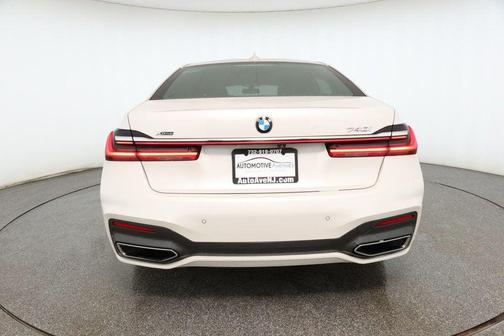 2020 BMW 740 xDrive