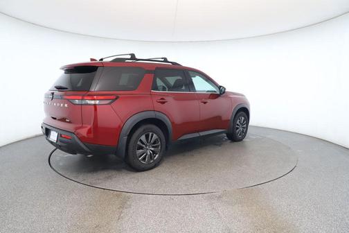 2022 Nissan Pathfinder SV 2WD