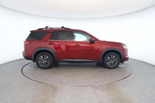 2022 Nissan Pathfinder SV 2WD