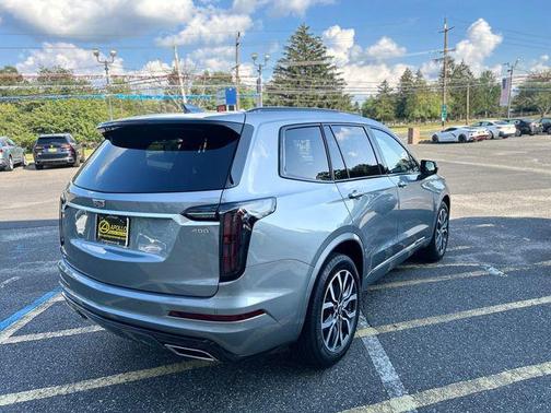 2024 Cadillac XT6 Sport AWD