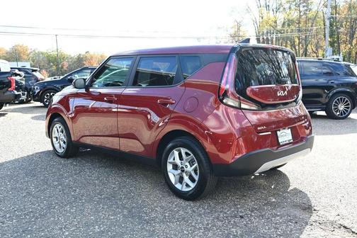 2023 Kia Soul LX