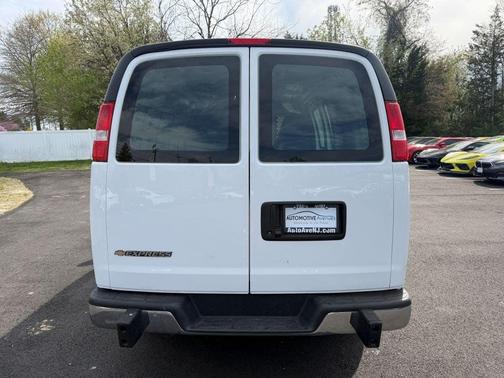 2024 Chevrolet Express 2500 RWD 2500 Regular Wheelbase WT
