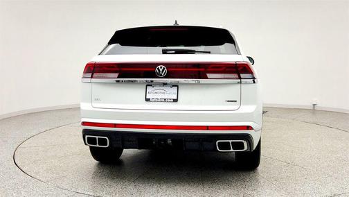 Opal White Pearl 2024 Volkswagen Atlas Cross Sport 2.0T SEL