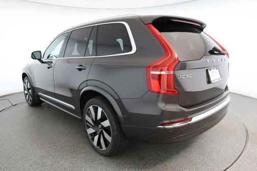 2023 Volvo XC90 Recharge Plug-In Hybrid T8 Ultimate 6-Seater