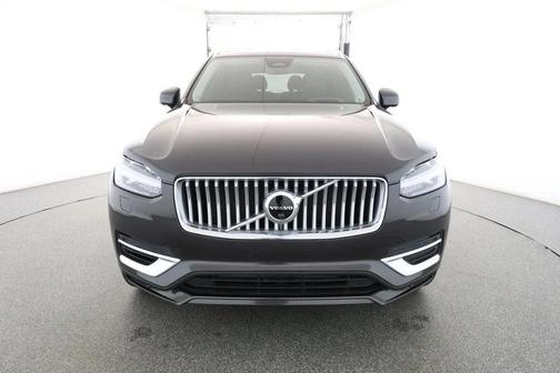 2023 Volvo XC90 Recharge Plug-In Hybrid T8 Ultimate 6-Seater