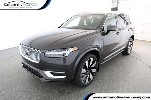 2023 Volvo XC90 Recharge Plug-In Hybrid T8 Ultimate 6-Seater
