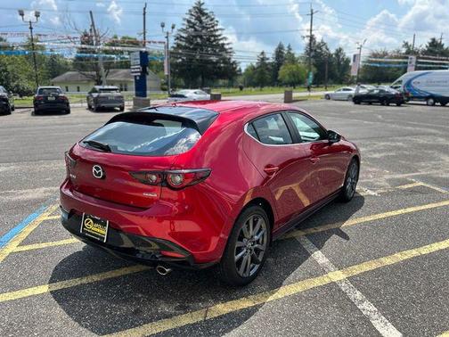 2023 Mazda Mazda3 FWD w/Preferred Package