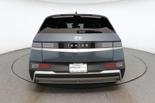 2025 Hyundai IONIQ 5 SE Standard Range