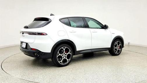 Alfa White 2024 Alfa Romeo Tonale Veloce EAWD