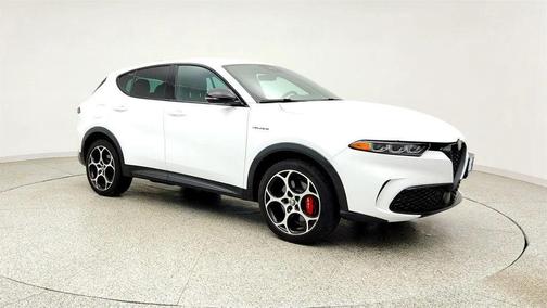 Alfa White 2024 Alfa Romeo Tonale Veloce EAWD