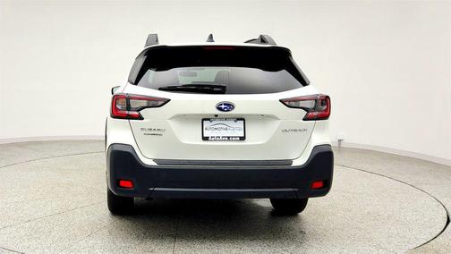 Crystal White Pearl 2024 Subaru Outback Premium