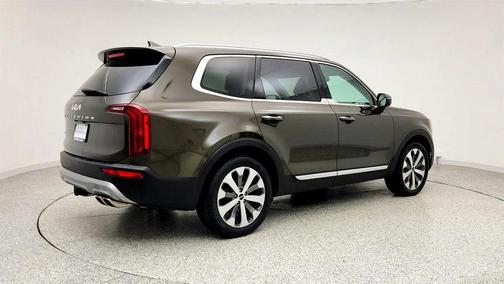 Dark Moss 2022 Kia Telluride S