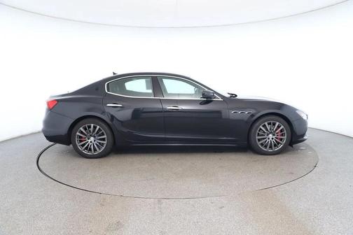 2022 Maserati Ghibli Modena Q4