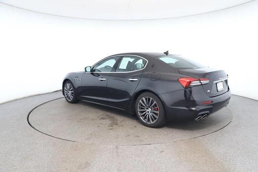 2022 Maserati Ghibli Modena Q4
