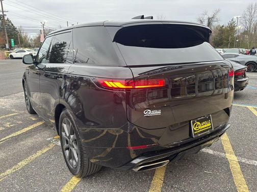 2024 Land Rover Range Rover Sport SE