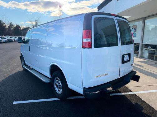 2024 GMC Savana 2500 Work Van
