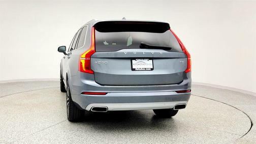 2020 Volvo XC90 T5 Momentum