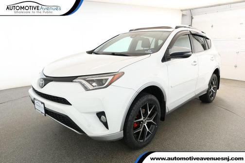 2017 Toyota RAV4 SE