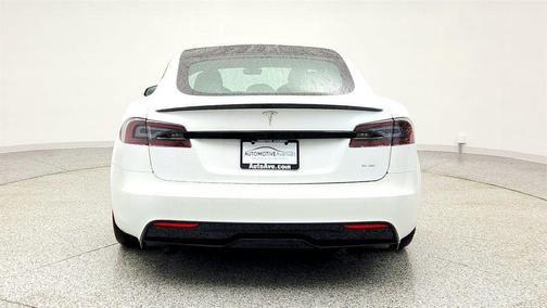 Pearl White Multi-Coat 2021 Tesla Model S Plaid