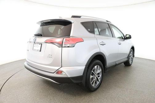 2018 Toyota RAV4 Hybrid XLE