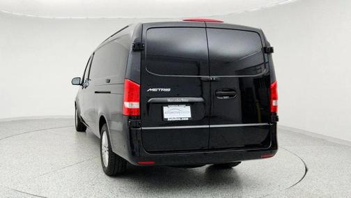 2023 Mercedes-Benz Metris Base