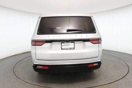 2022 Jeep Wagoneer Series III 4x4