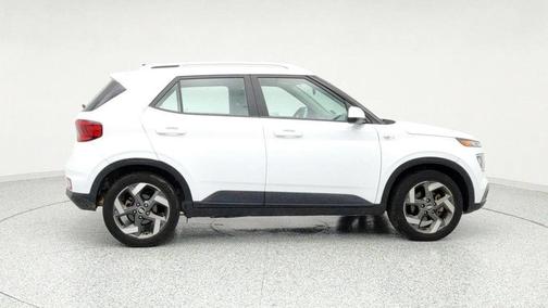 2021 Hyundai VENUE SEL