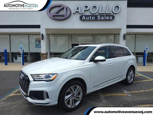 2023 Audi Q7 55 Premium Plus