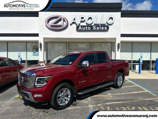 2021 Nissan Titan SL