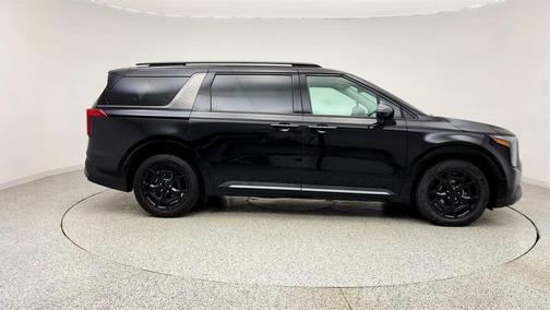 Aurora Black Pearl 2025 Kia Carnival SX Prestige